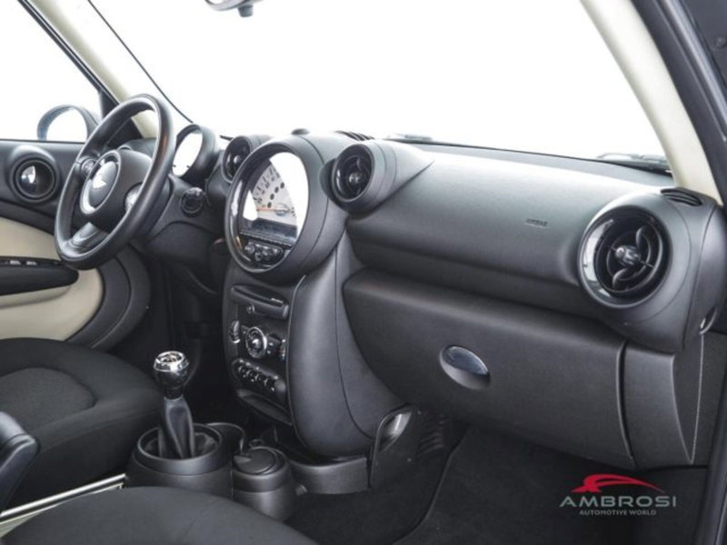 MINI Mini Countryman usata a Perugia (12)