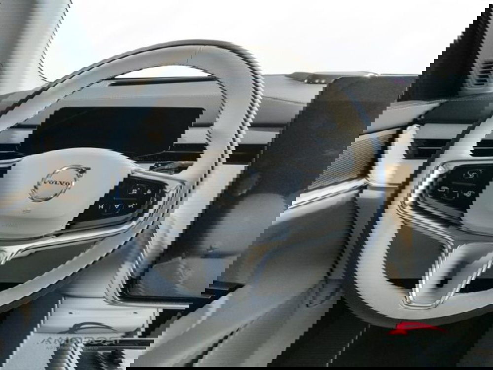 Volvo EX90 nuova a Perugia (9)