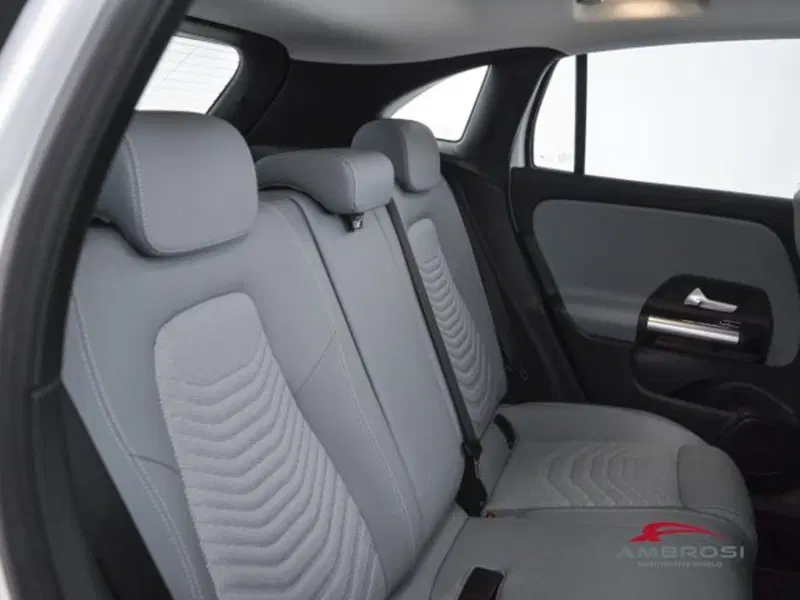 Mercedes-Benz GLA SUV usata a Perugia (11)