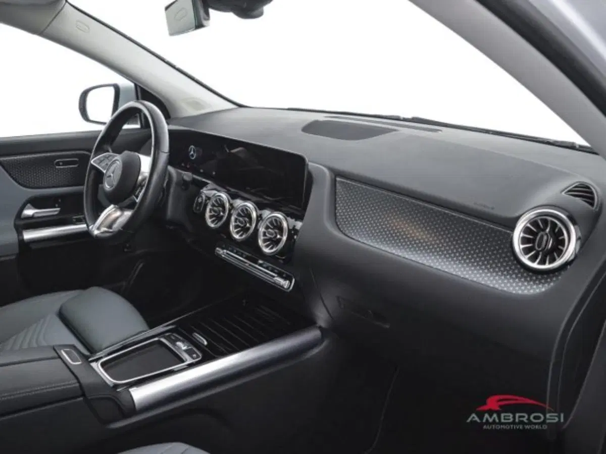 Mercedes-Benz GLA SUV usata a Perugia (2)