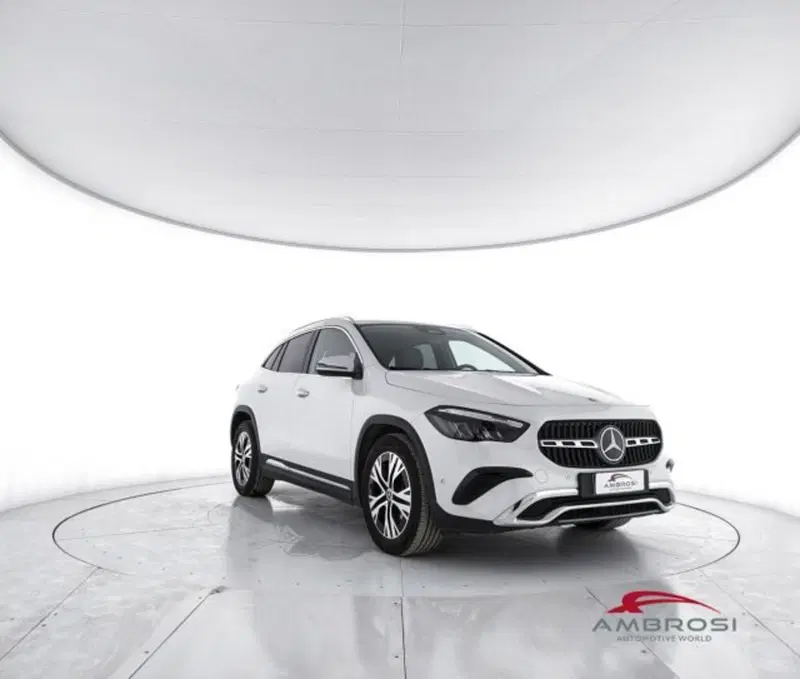 Mercedes-Benz GLA SUV usata a Perugia (2)
