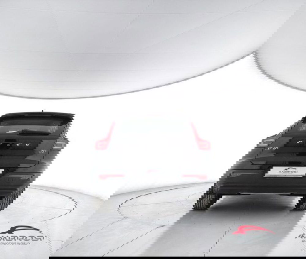 Volvo XC40 usata a Perugia (6)