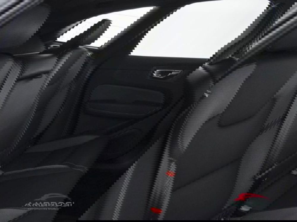 Volvo XC60 usata a Perugia (11)