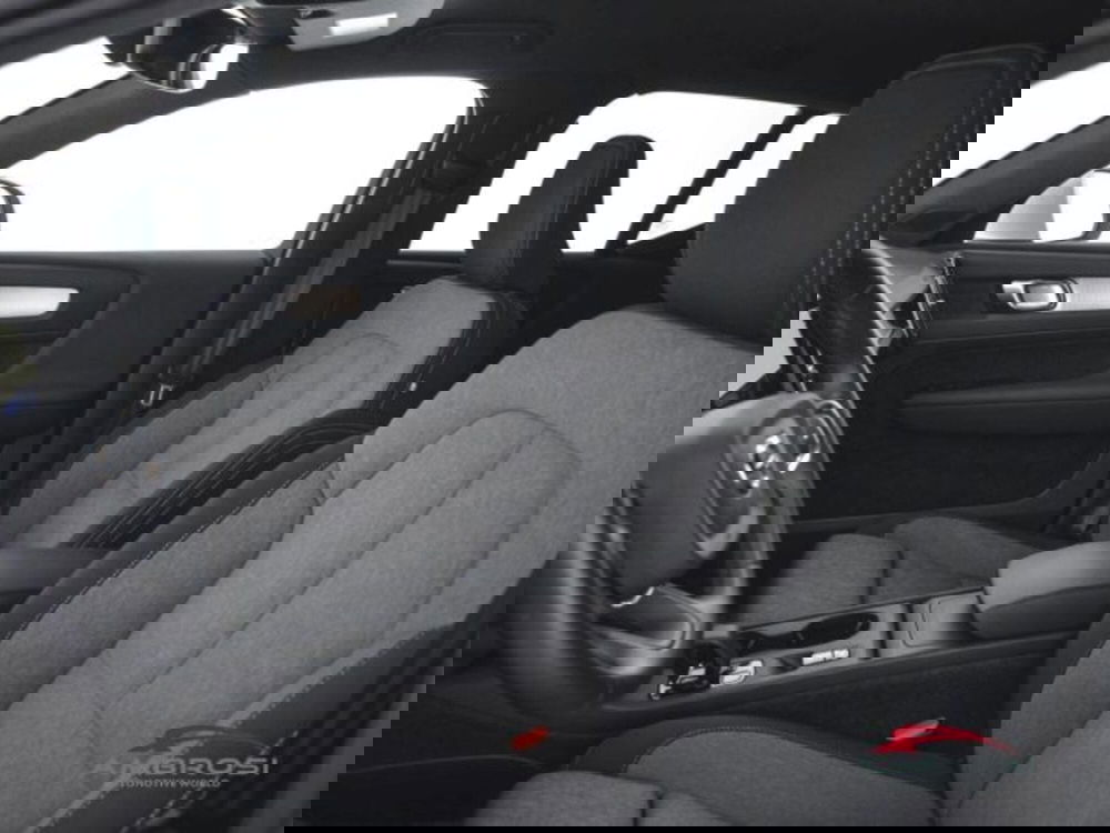 Volvo XC40 usata a Perugia (9)