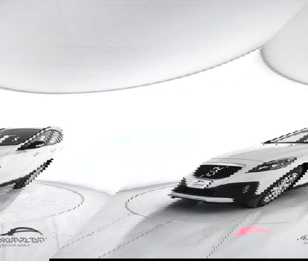 Volvo V40 Cross Country usata a Perugia