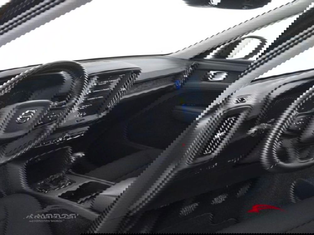 Volvo XC40 usata a Perugia (8)