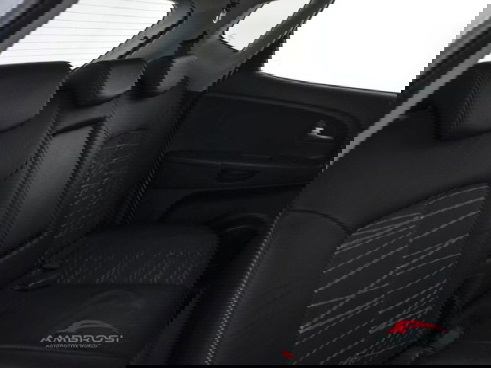 Kia Venga usata a Perugia (11)