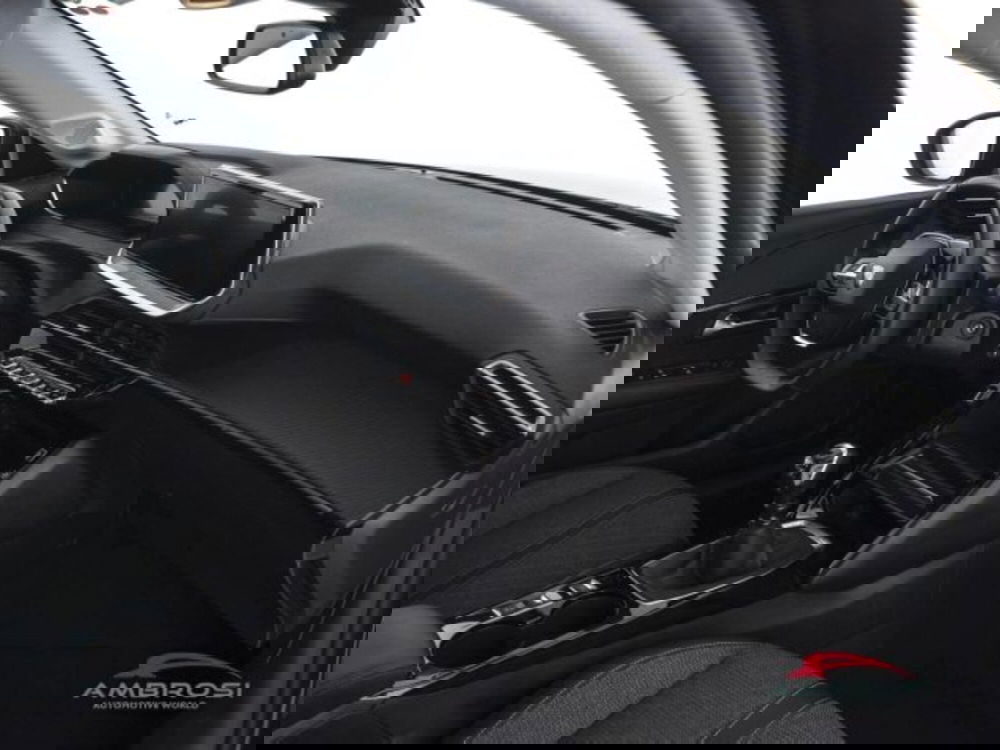 Peugeot 208 usata a Perugia (12)