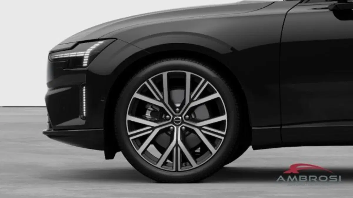 Volvo ES90 nuova a Perugia (9)