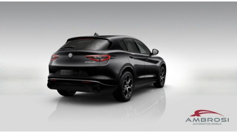 Alfa Romeo Stelvio nuova a Perugia (4)