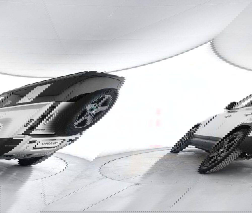 Land Rover Defender usata a Perugia (11)