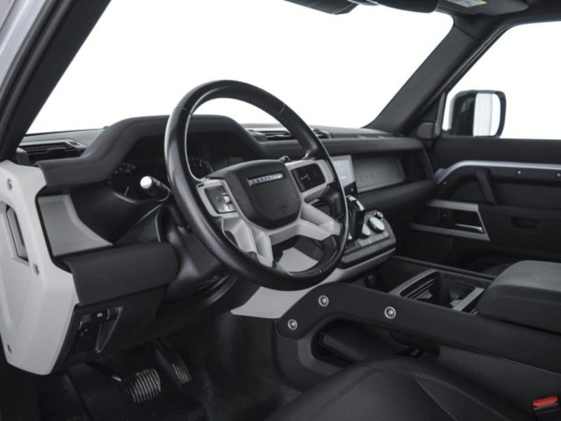 Land Rover Defender usata a Perugia (13)