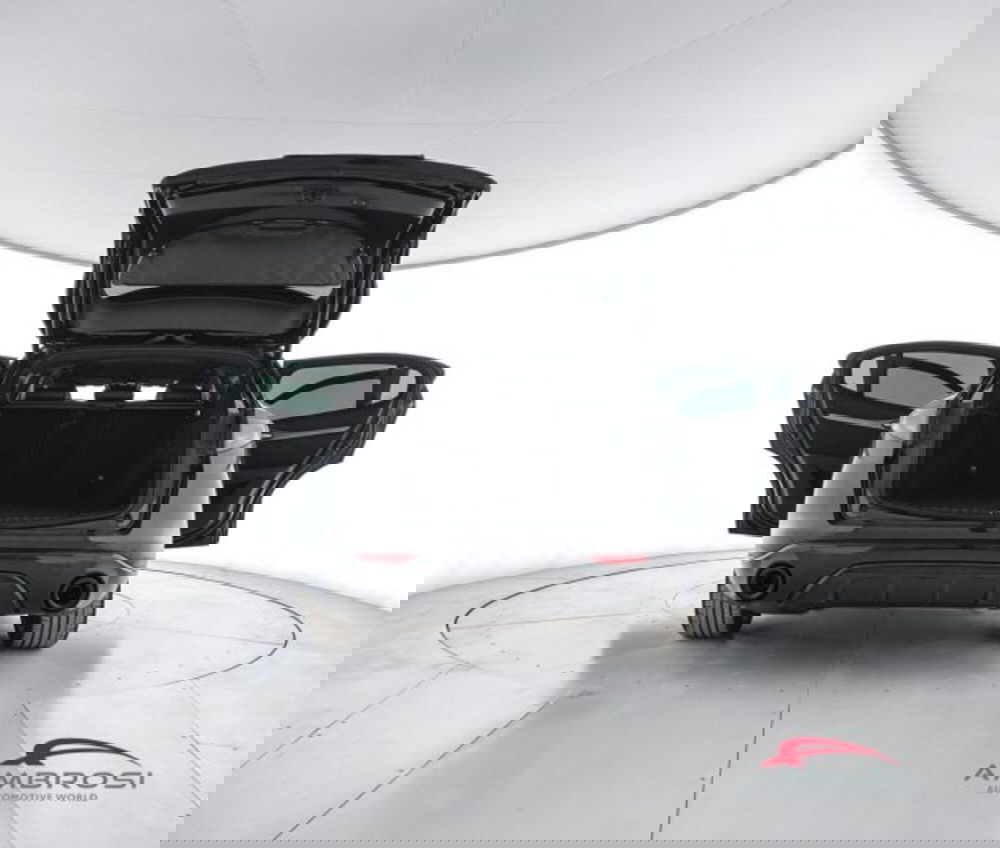 Alfa Romeo Stelvio usata a Perugia (7)