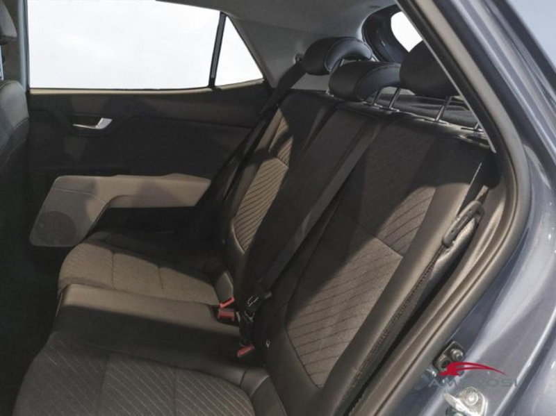 Kia Stonic nuova a Perugia (8)