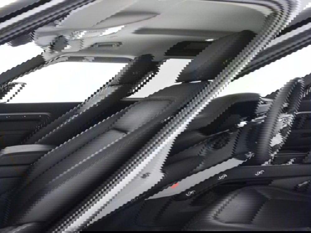 Land Rover Defender usata a Perugia (14)