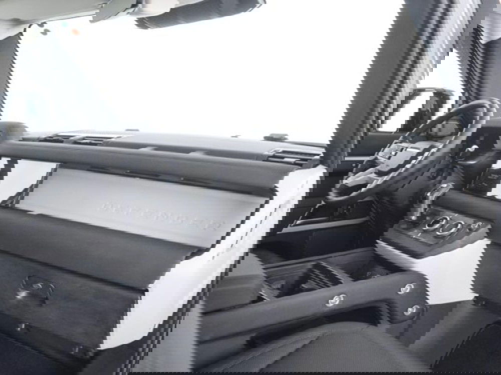 Land Rover Defender usata a Perugia (3)