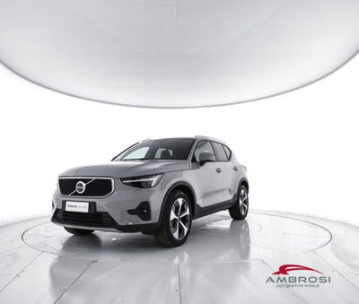 Volvo XC40 2.0 b3 Core auto del 2025 usata a Corciano