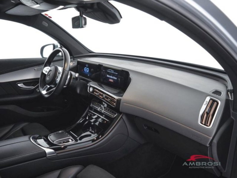 Mercedes-Benz EQC usata a Perugia (12)