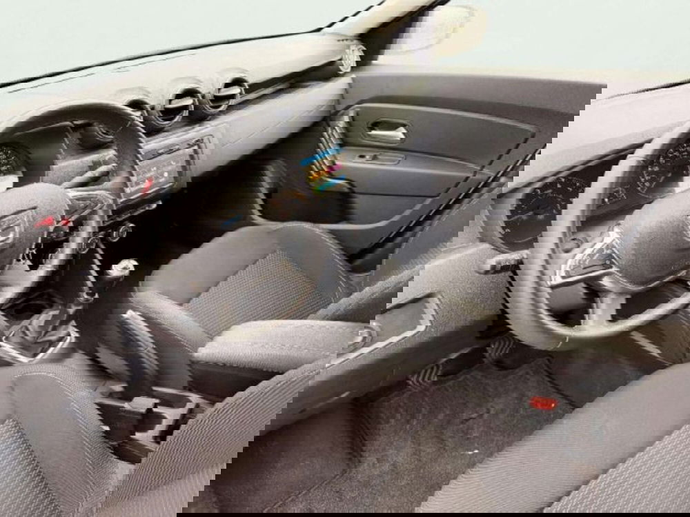 Dacia Duster usata a Firenze (9)