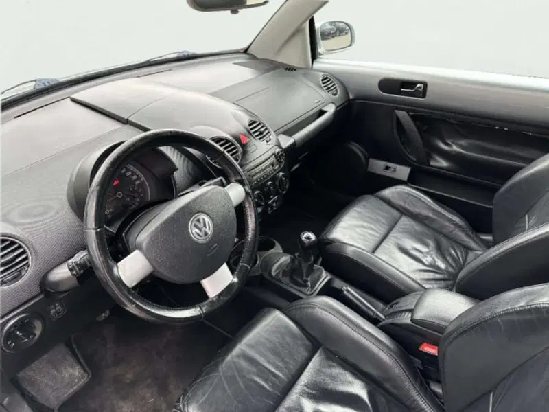 Volkswagen New Beetle Cabrio usata a Firenze (7)