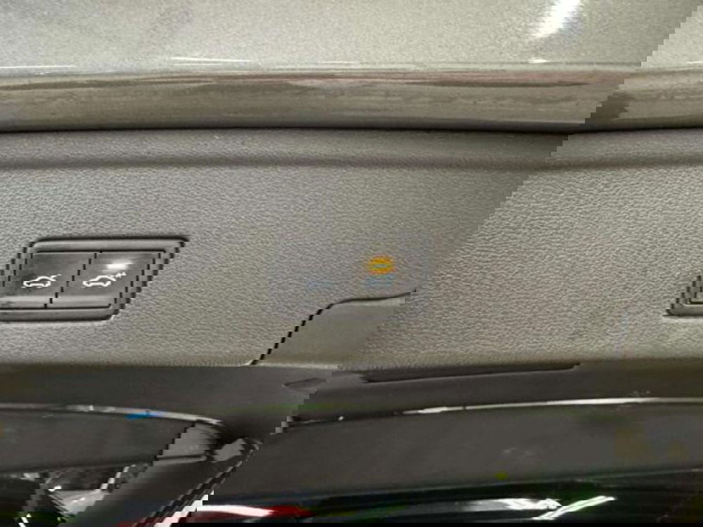 Volkswagen Touareg usata a Firenze (11)