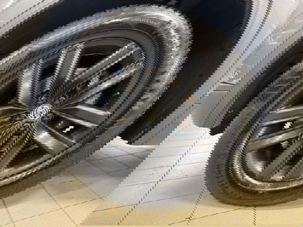 Volkswagen Touareg usata a Firenze (9)
