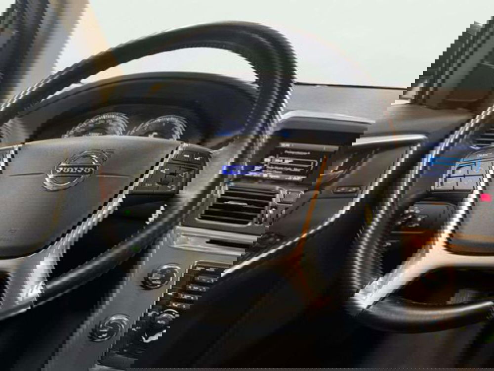 Volvo XC60 usata a Firenze (17)