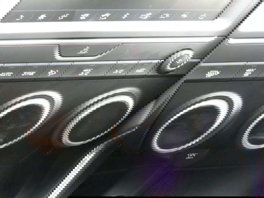 Jaguar E-Pace usata a Firenze (6)