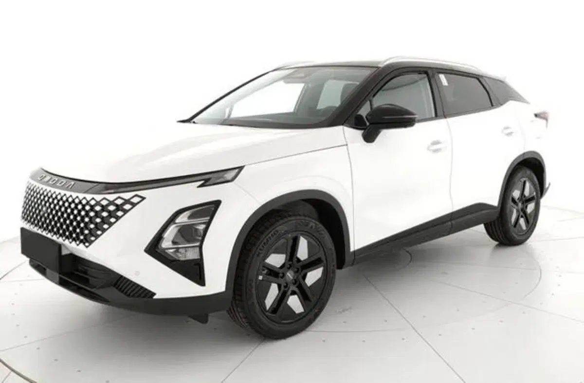 Omoda Omoda 5 EV nuova a Bologna (7)