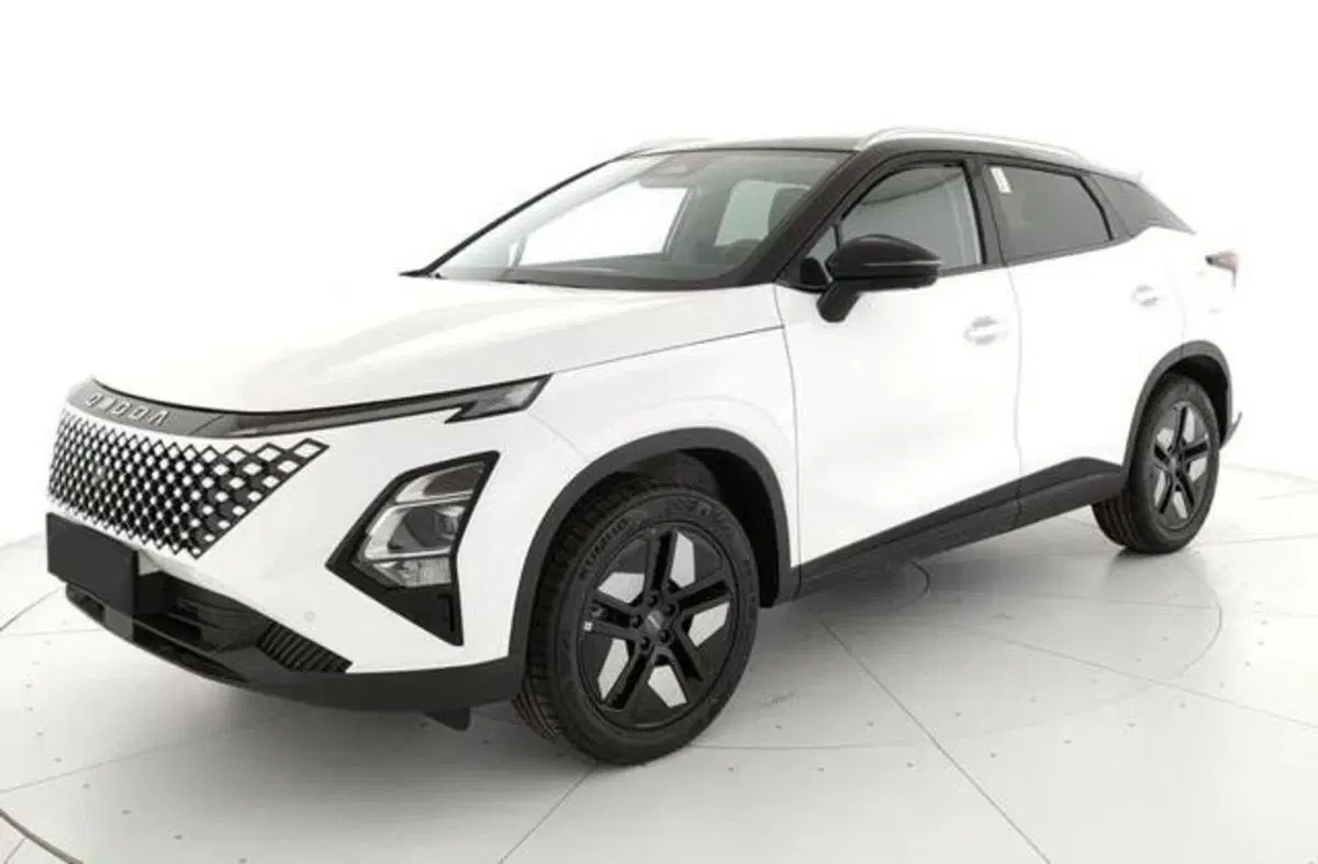 Omoda Omoda 5 EV nuova a Bologna (3)