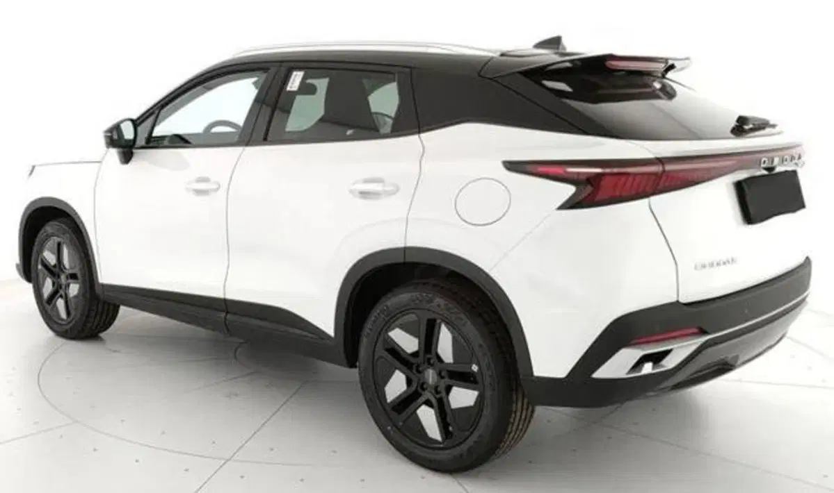 Omoda Omoda 5 EV nuova a Bologna (7)
