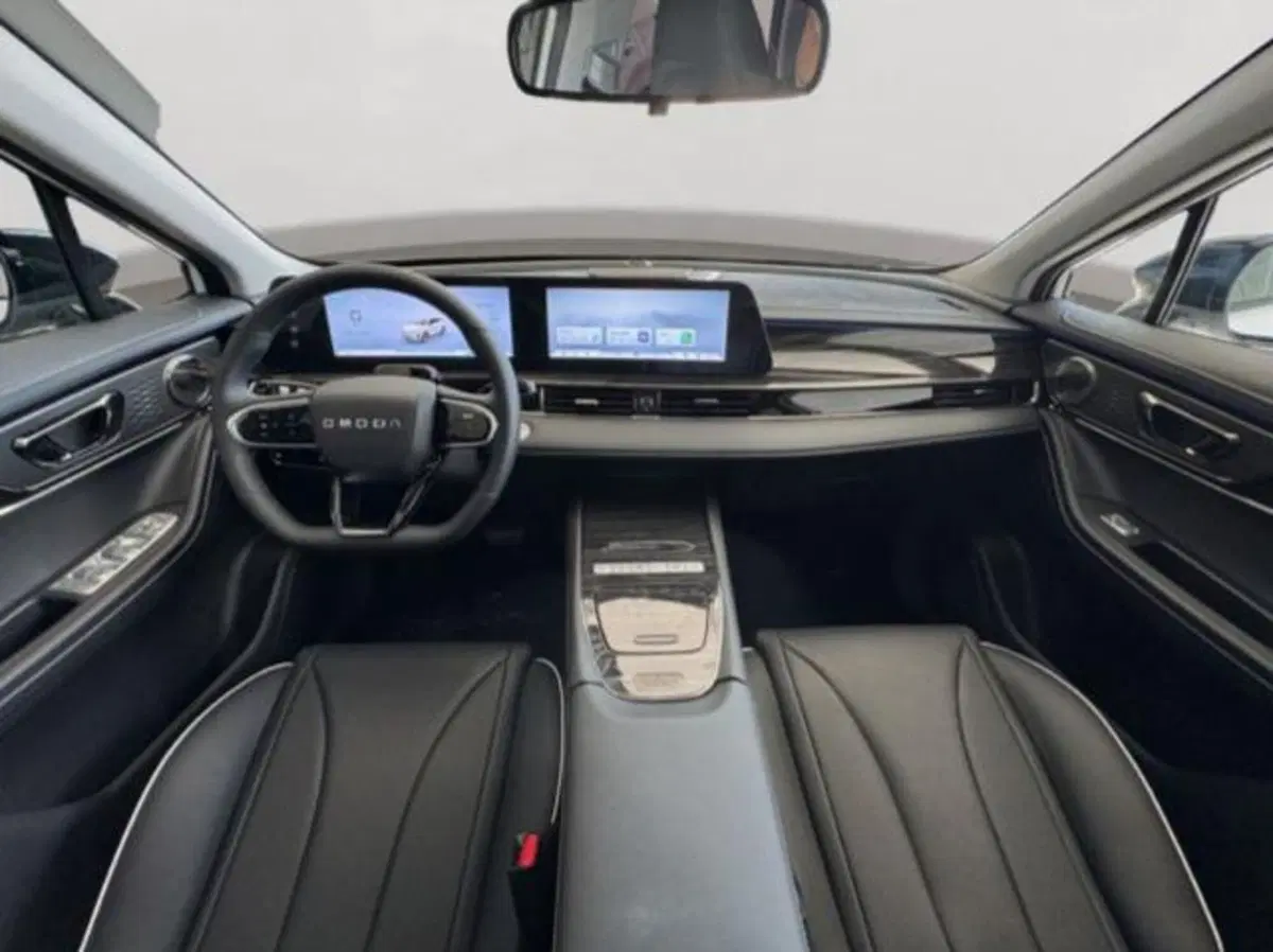 Omoda Omoda 5 EV nuova a Bologna (8)