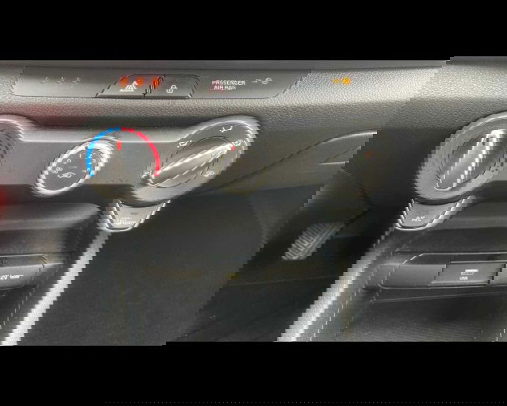 Kia Stonic usata a Bologna (15)