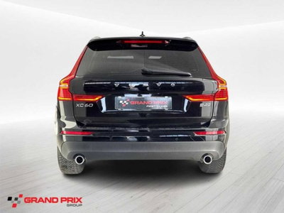 Volvo XC60 B4 (d) AWD Geartronic Momentum Pro del 2021 usata a Castenaso