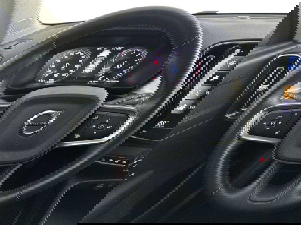 Volvo XC40 usata a Bologna (17)