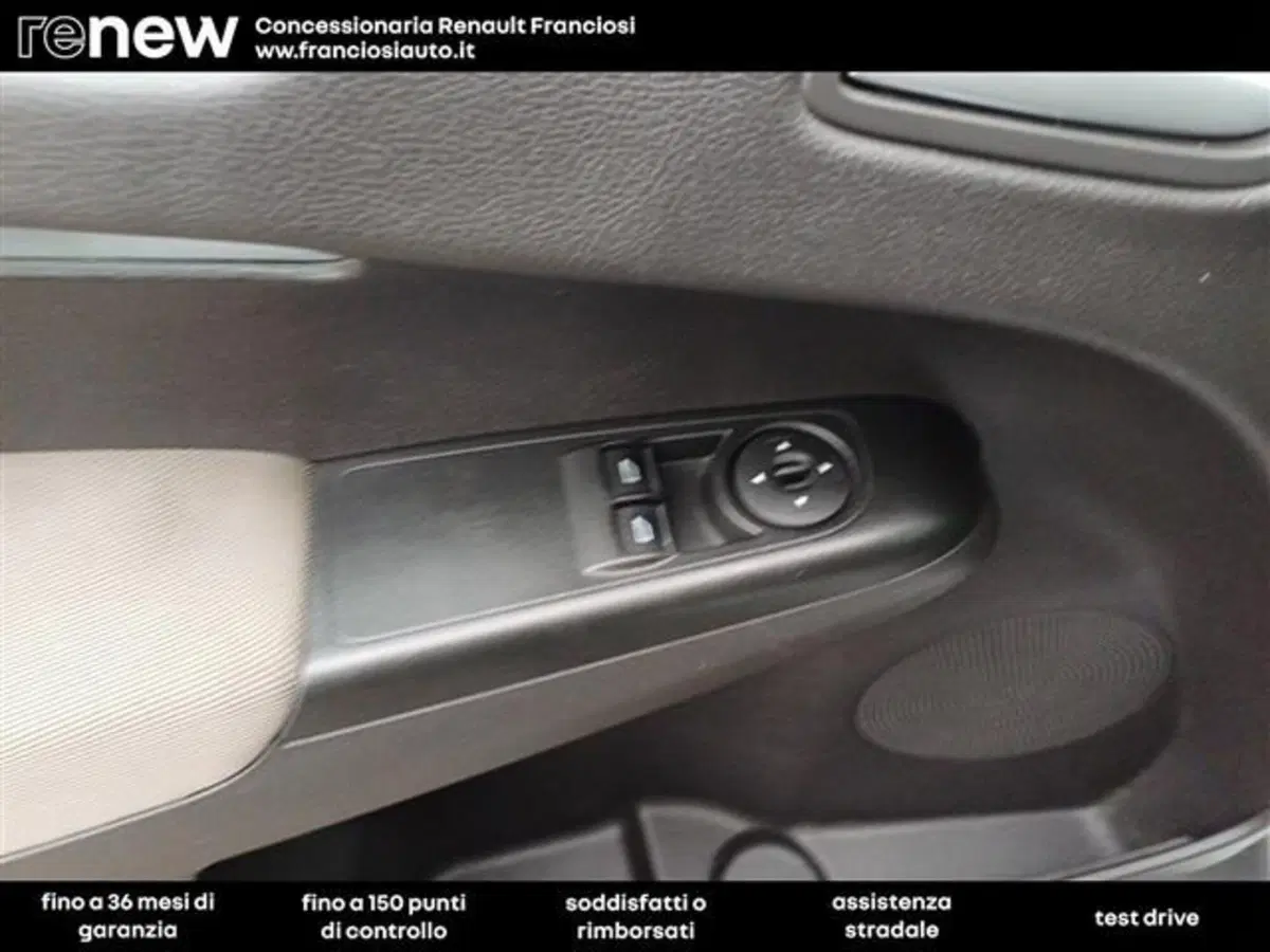 Ford Tourneo Courier usata a Modena (12)