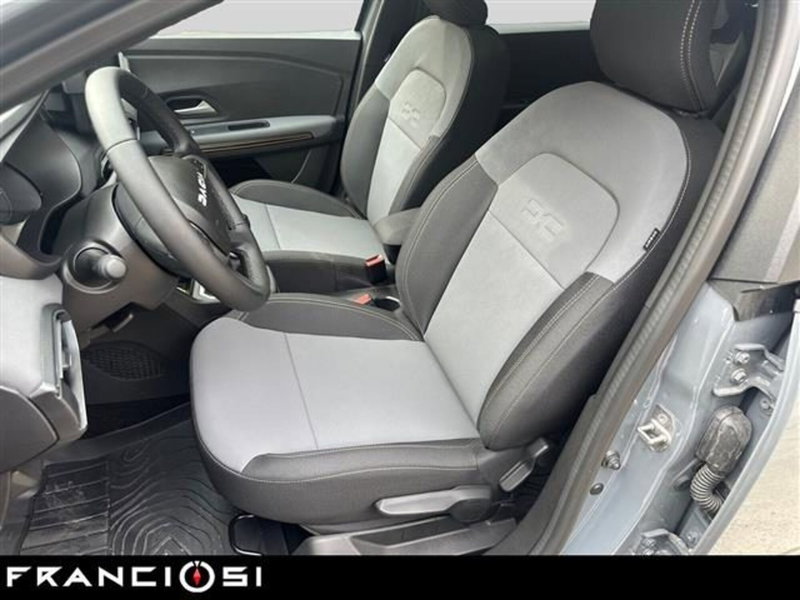 Dacia Jogger nuova a Modena (10)