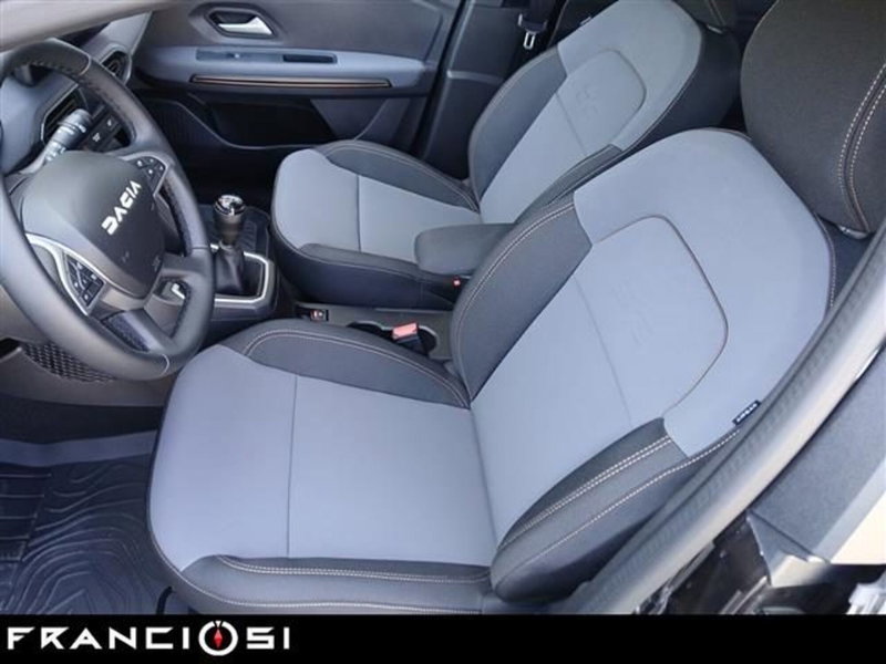 Dacia Jogger usata a Modena (10)