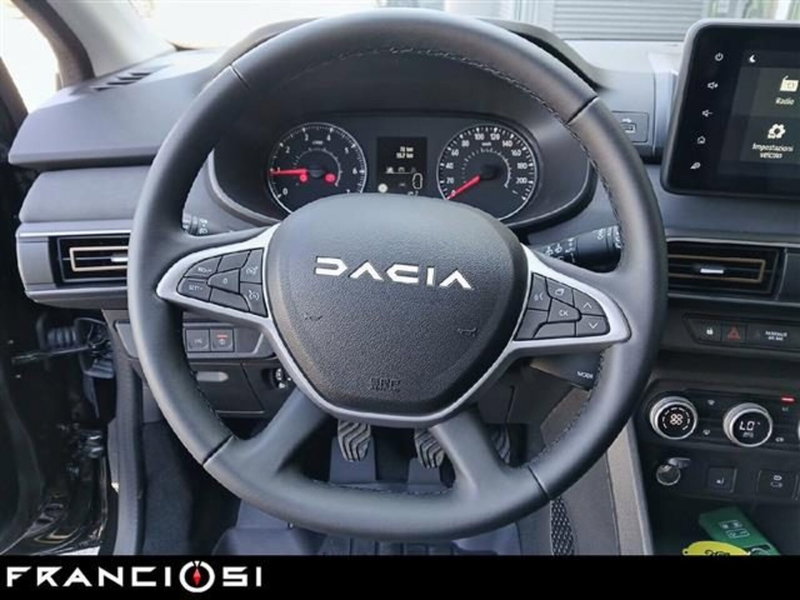 Dacia Jogger usata a Modena (7)