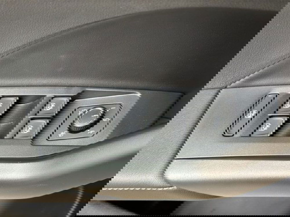 Volkswagen T-Cross nuova a Vicenza (13)