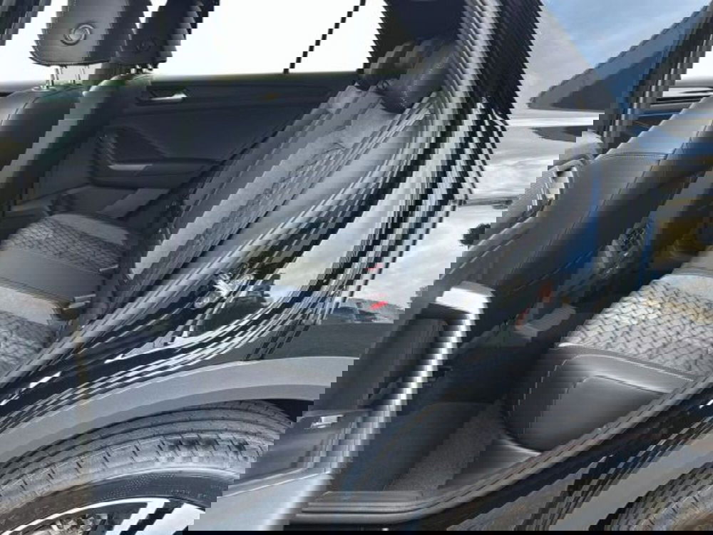 Volkswagen T-Roc nuova a Vicenza (11)