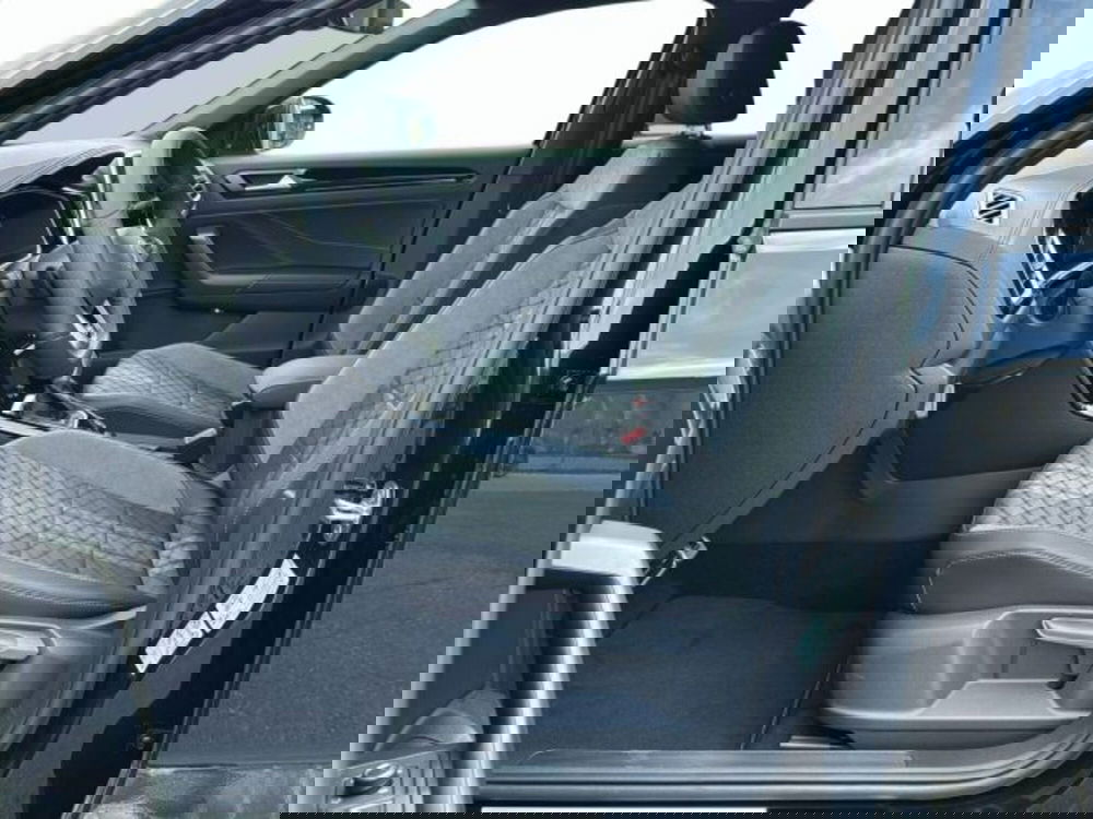 Volkswagen T-Roc nuova a Vicenza (9)