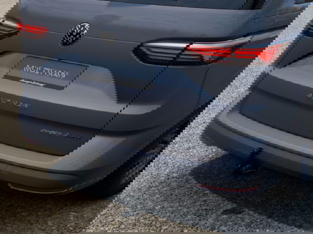 Volkswagen Multivan nuova a Vicenza (15)