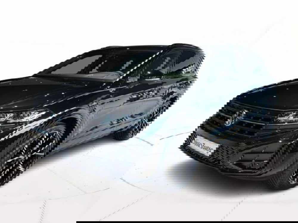 Volkswagen Touareg nuova a Vicenza