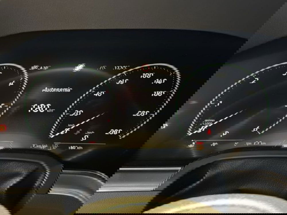 Volkswagen Touareg nuova a Vicenza (15)