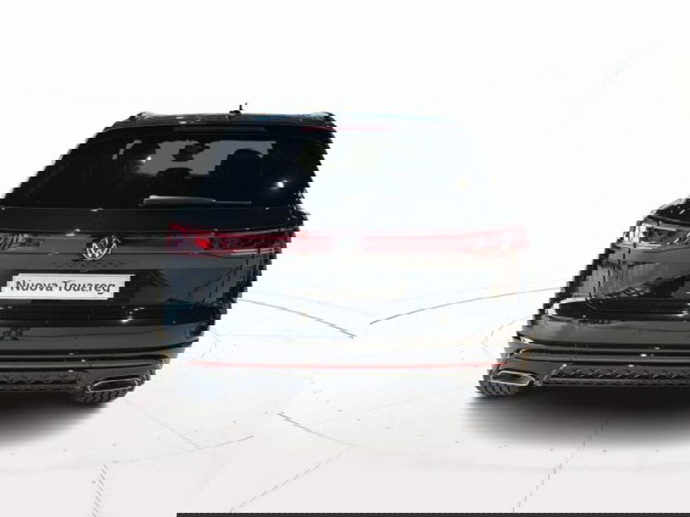 Volkswagen Touareg nuova a Vicenza (4)