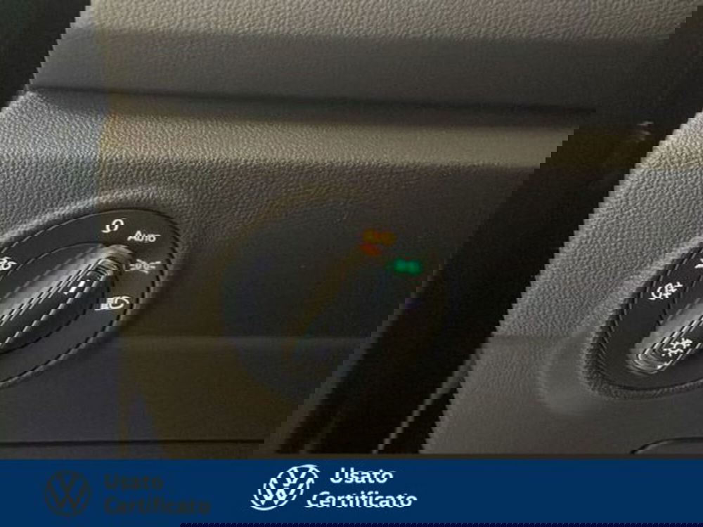 Volkswagen T-Roc nuova a Vicenza (18)