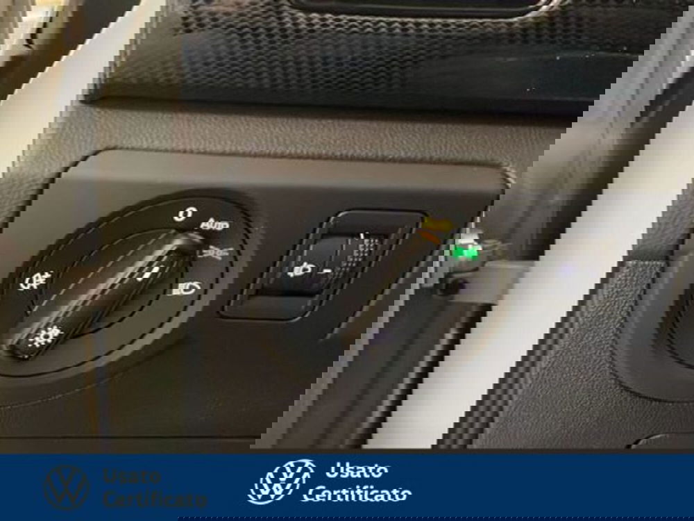 Volkswagen T-Cross nuova a Vicenza (14)