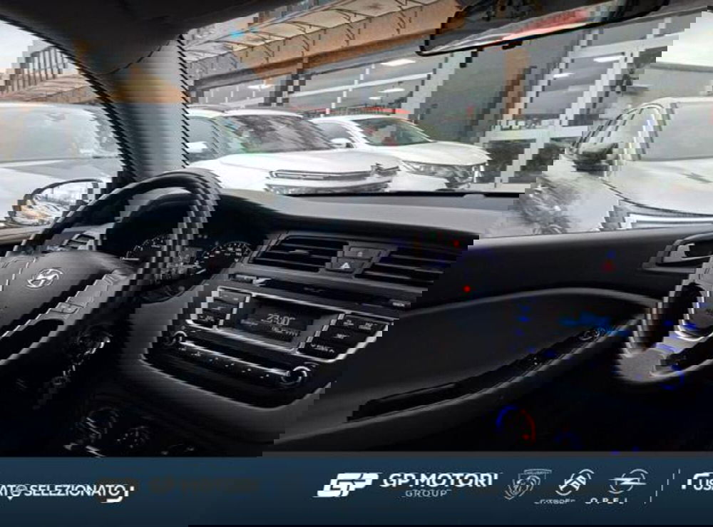 Hyundai i20 usata a Caserta (6)