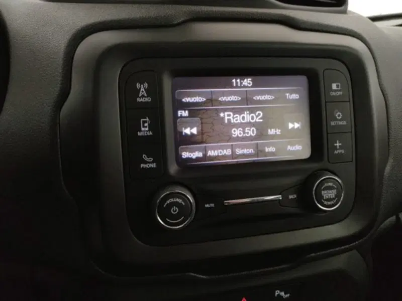 Jeep Renegade usata a Modena (13)